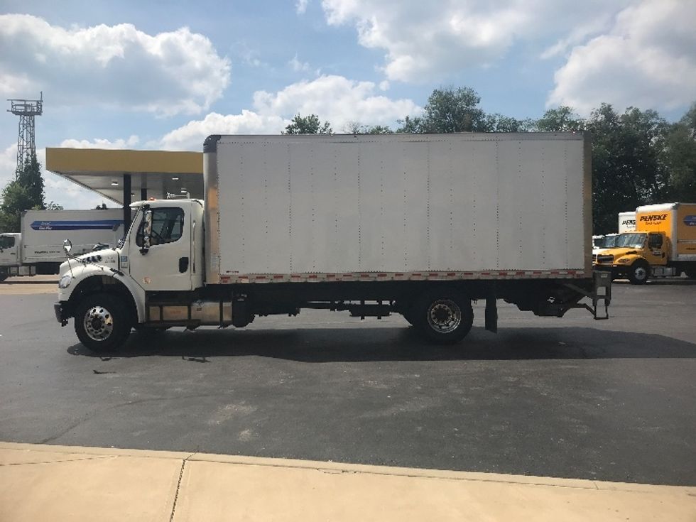 Medium Duty Box Truck-Light and Medium Duty Trucks-Freightliner-2020-M2-Pittsburgh-PA-212,913\n\t\tmiles-$ 31,250 - Image 4