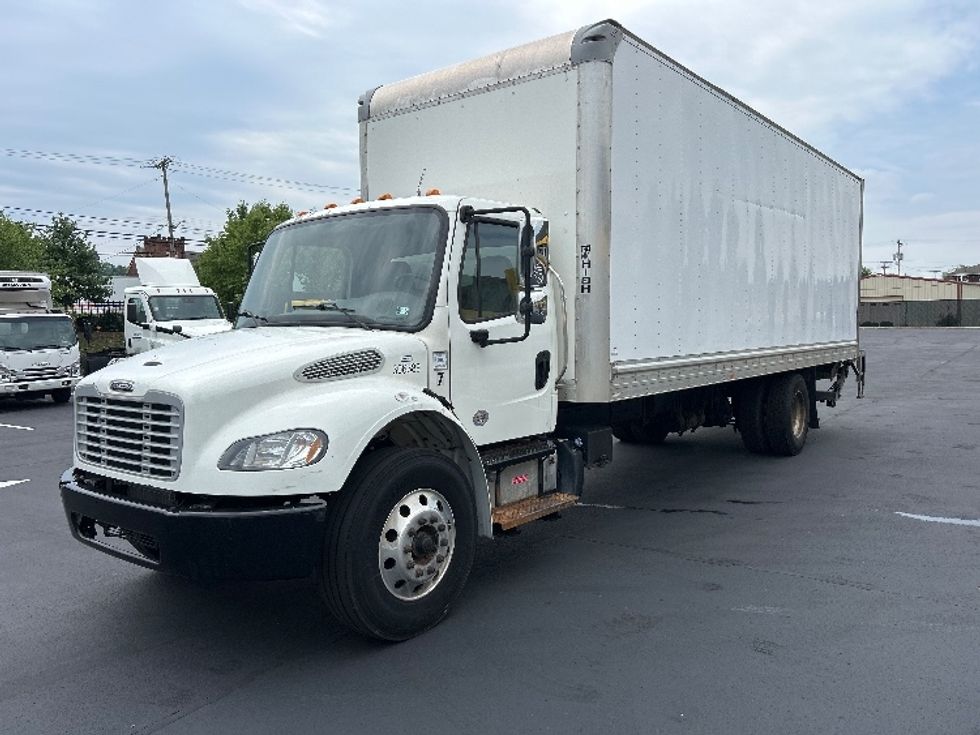 Medium Duty Box Truck-Light and Medium Duty Trucks-Freightliner-2020-M2-Pittsburgh-PA-411,012\n\t\tmiles-$ 23,000 - Image 3