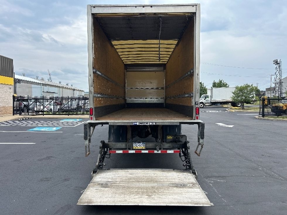 Medium Duty Box Truck-Light and Medium Duty Trucks-Freightliner-2020-M2-Pittsburgh-PA-411,012\n\t\tmiles-$ 23,000 - Image 9