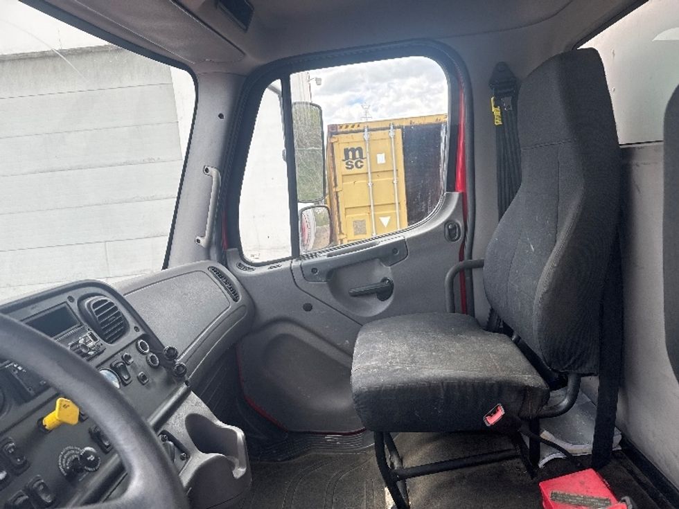 Medium Duty Box Truck-Light and Medium Duty Trucks-Freightliner-2020-M2-Plymouth-MI-408,665\n\t\tmiles-$ 23,000 - Image 19
