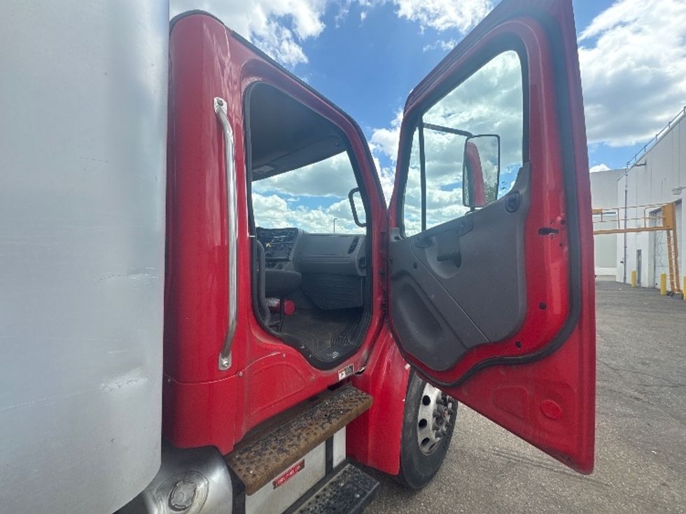 Medium Duty Box Truck-Light and Medium Duty Trucks-Freightliner-2020-M2-Plymouth-MI-408,665\n\t\tmiles-$ 23,000 - Image 20