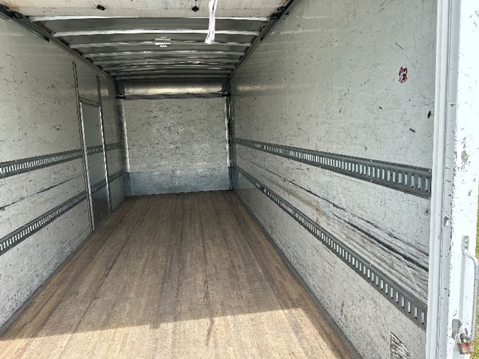 Medium Duty Box Truck-Light and Medium Duty Trucks-Freightliner-2020-M2-Poplar Bluff-MO-109,199\n\t\tmiles-$ 68,250 - Image 12