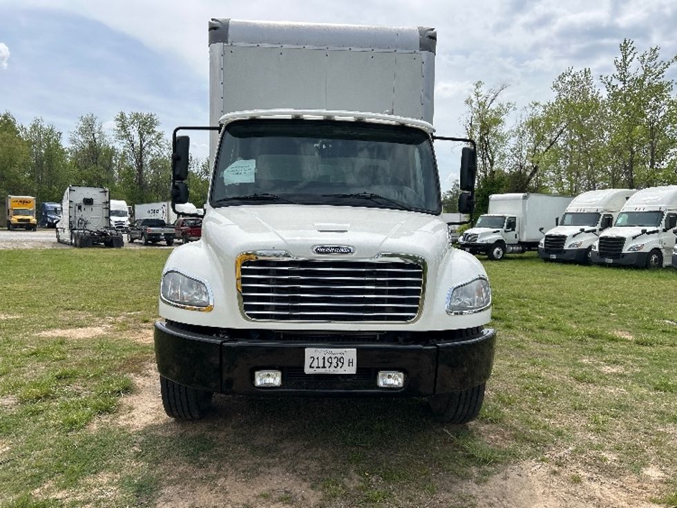 Medium Duty Box Truck-Light and Medium Duty Trucks-Freightliner-2020-M2-Poplar Bluff-MO-109,199\n\t\tmiles-$ 68,250 - Image 2
