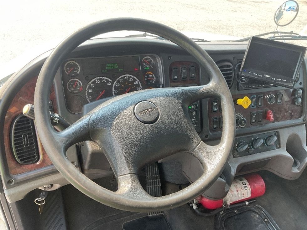 Medium Duty Box Truck-Light and Medium Duty Trucks-Freightliner-2020-M2-Poplar Bluff-MO-239,558\n\t\tmiles-$ 32,000 - Image 18