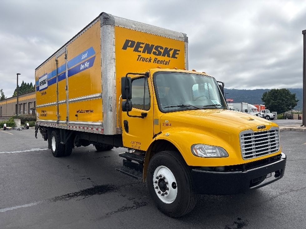 Medium Duty Box Truck-Light and Medium Duty Trucks-Freightliner-2020-M2-Portland-OR-135,482\n\t\tmiles-$ 63,500 - Image 1