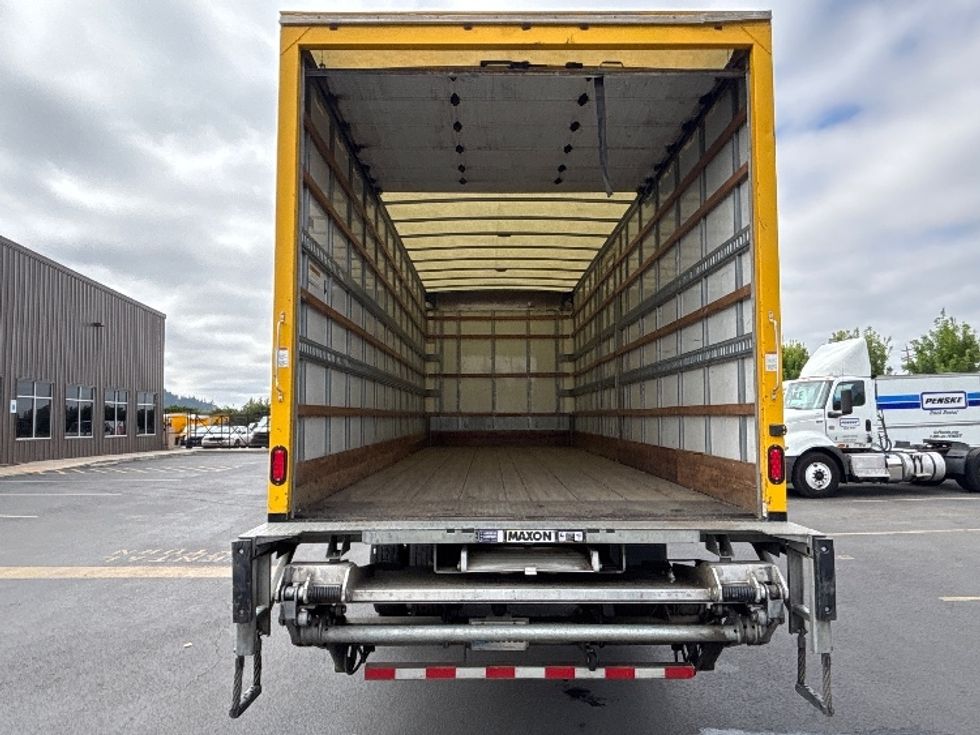 Medium Duty Box Truck-Light and Medium Duty Trucks-Freightliner-2020-M2-Portland-OR-135,482\n\t\tmiles-$ 63,500 - Image 8