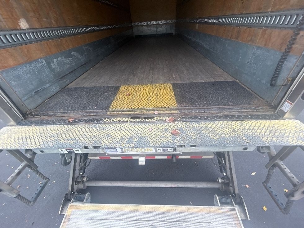 Medium Duty Box Truck-Light and Medium Duty Trucks-Freightliner-2020-M2-Portland-OR-203,854\n\t\tmiles-$ 35,750 - Image 10