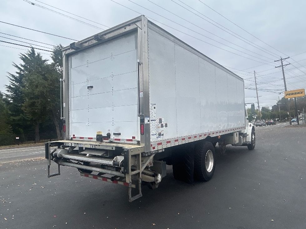 Medium Duty Box Truck-Light and Medium Duty Trucks-Freightliner-2020-M2-Portland-OR-203,854\n\t\tmiles-$ 35,750 - Image 13