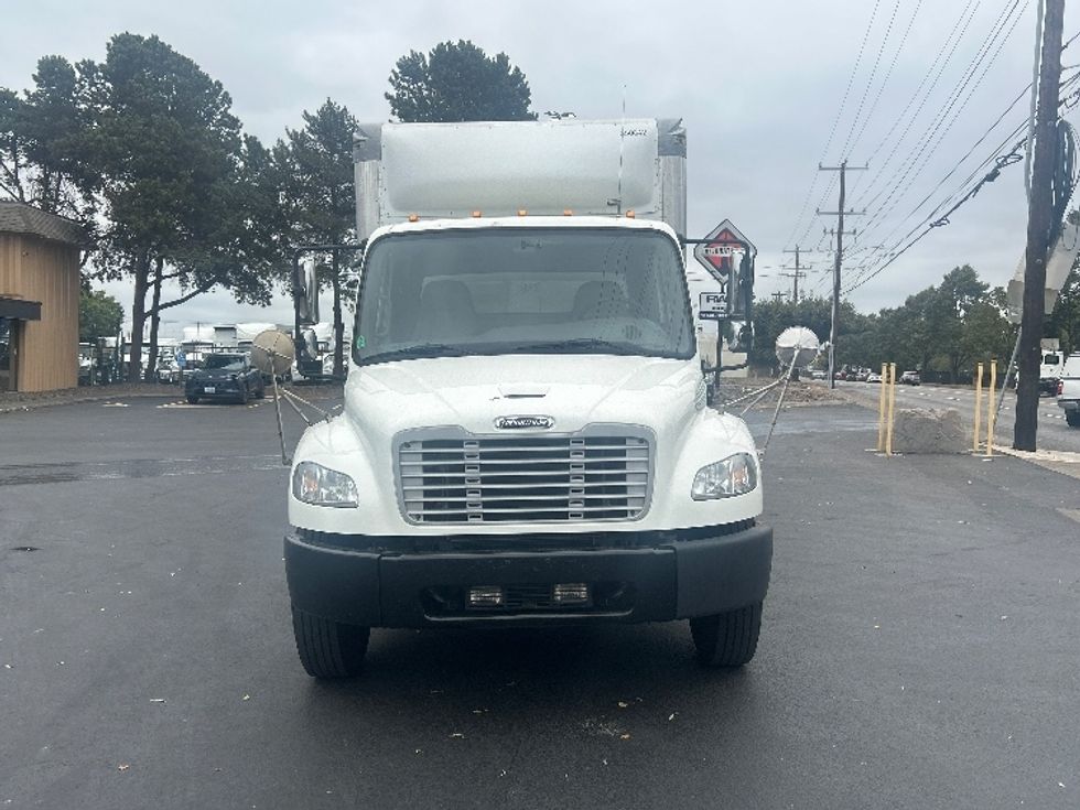 Medium Duty Box Truck-Light and Medium Duty Trucks-Freightliner-2020-M2-Portland-OR-203,854\n\t\tmiles-$ 35,750 - Image 2