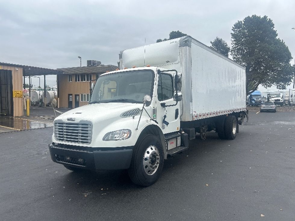 Medium Duty Box Truck-Light and Medium Duty Trucks-Freightliner-2020-M2-Portland-OR-203,854\n\t\tmiles-$ 35,750 - Image 3