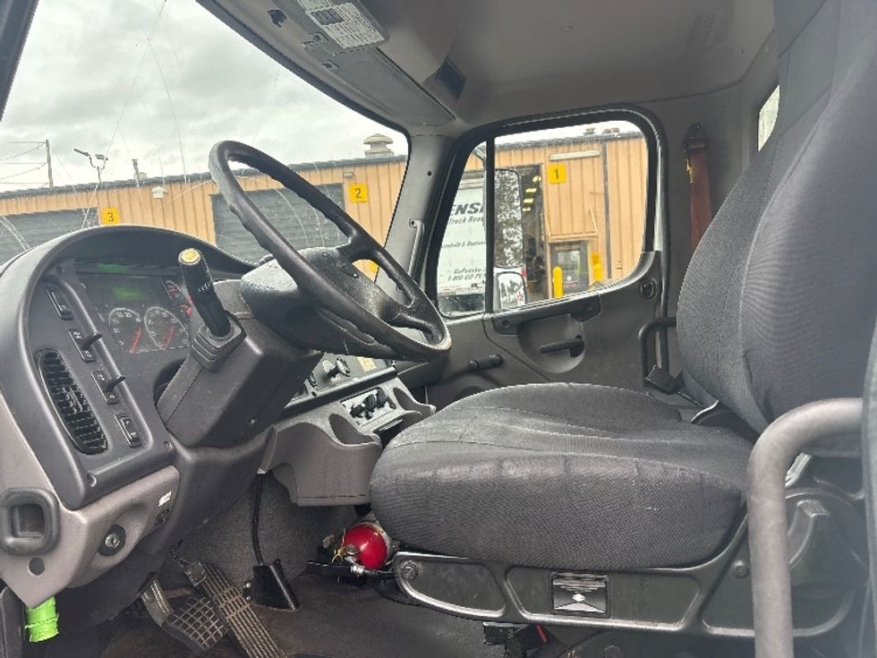 Medium Duty Box Truck-Light and Medium Duty Trucks-Freightliner-2020-M2-Portland-OR-250,282\n\t\tmiles-$ 43,750 - Image 17