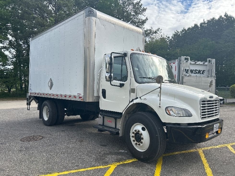 Medium Duty Box Truck-Light and Medium Duty Trucks-Freightliner-2020-M2-Prince George-VA-182,347\n\t\tmiles-$ 43,250 - Image 1