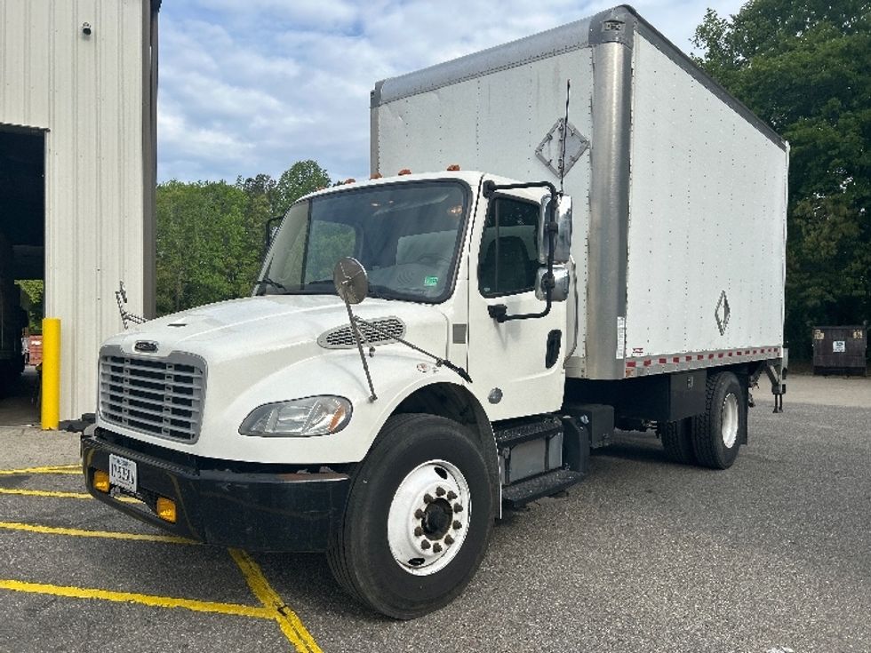 Medium Duty Box Truck-Light and Medium Duty Trucks-Freightliner-2020-M2-Prince George-VA-182,347\n\t\tmiles-$ 43,250 - Image 3