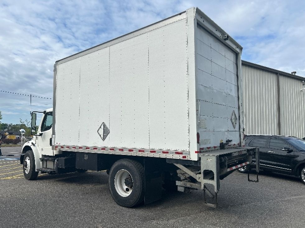Medium Duty Box Truck-Light and Medium Duty Trucks-Freightliner-2020-M2-Prince George-VA-182,347\n\t\tmiles-$ 43,250 - Image 6
