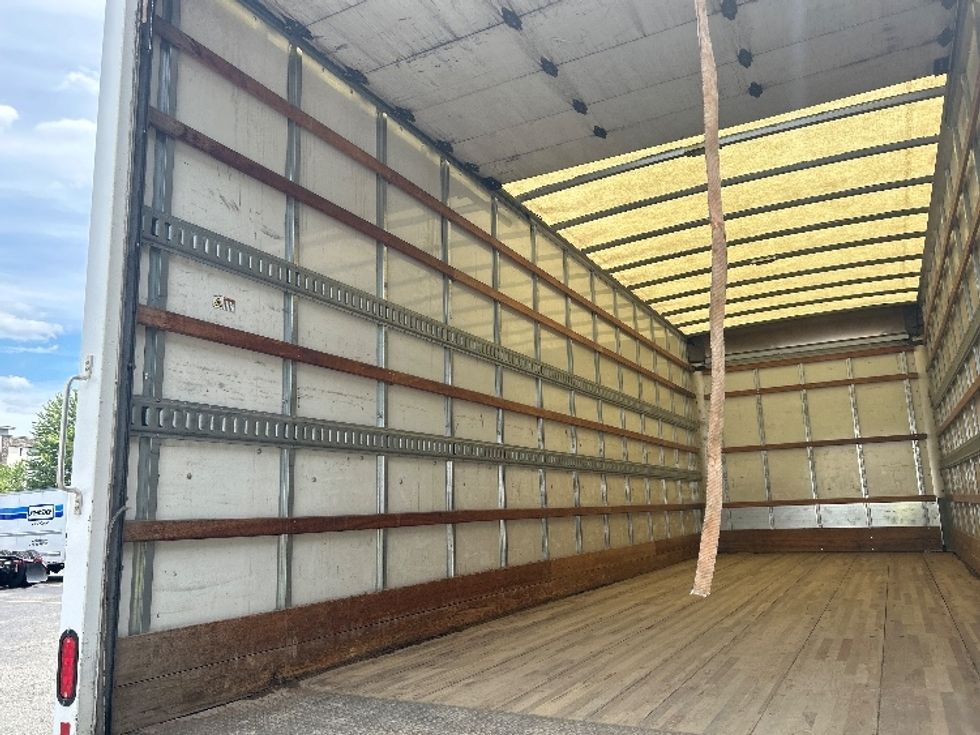 Medium Duty Box Truck-Light and Medium Duty Trucks-Freightliner-2020-M2-Prince George-VA-183,602\n\t\tmiles-$ 48,500 - Image 11