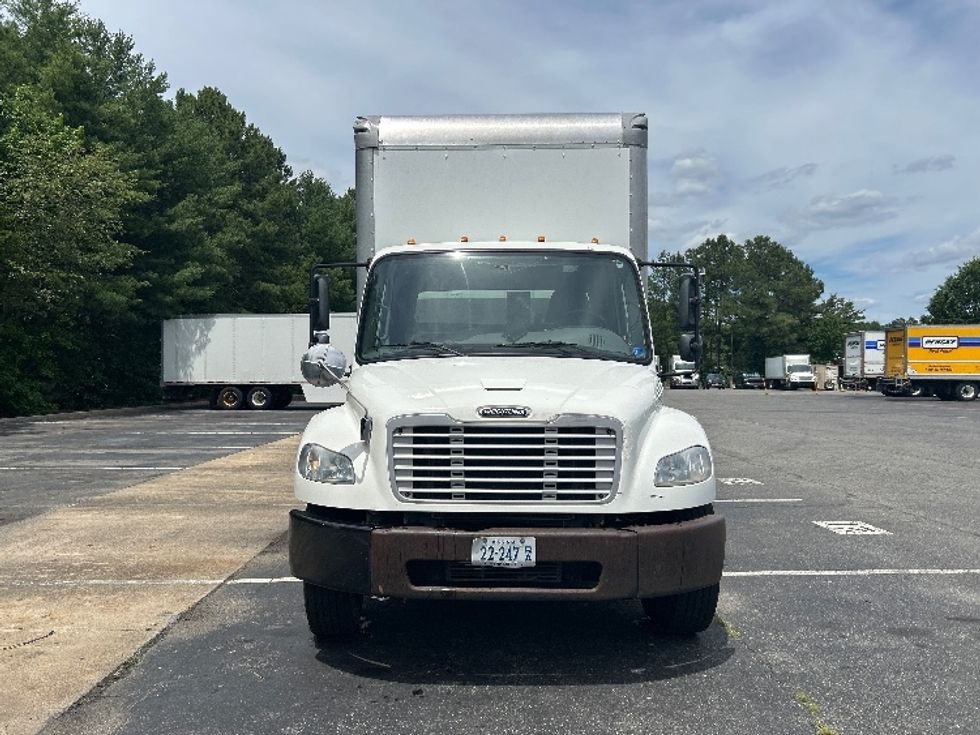 Medium Duty Box Truck-Light and Medium Duty Trucks-Freightliner-2020-M2-Prince George-VA-183,602\n\t\tmiles-$ 48,500 - Image 2