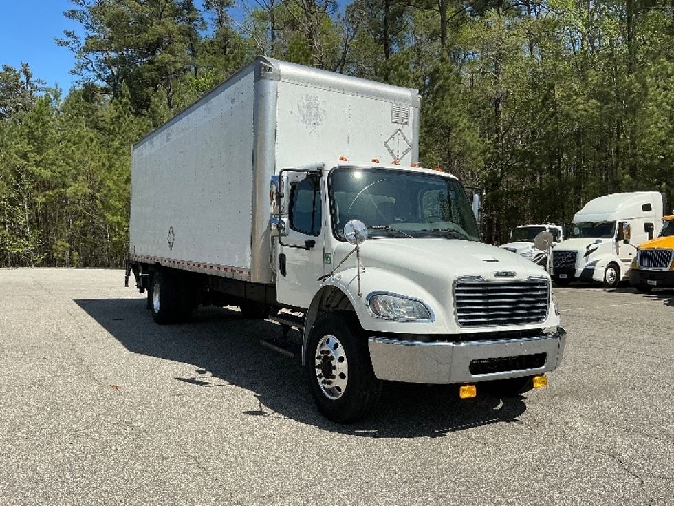 Medium Duty Box Truck-Light and Medium Duty Trucks-Freightliner-2020-M2-Prince George-VA-187,202\n\t\tmiles-$ 43,000 - Image 1
