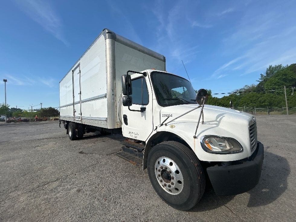 Medium Duty Box Truck-Light and Medium Duty Trucks-Freightliner-2020-M2-Prince George-VA-191,775\n\t\tmiles-$ 51,000 - Image 1