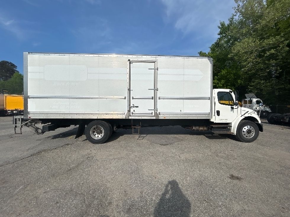 Medium Duty Box Truck-Light and Medium Duty Trucks-Freightliner-2020-M2-Prince George-VA-191,775\n\t\tmiles-$ 51,000 - Image 15