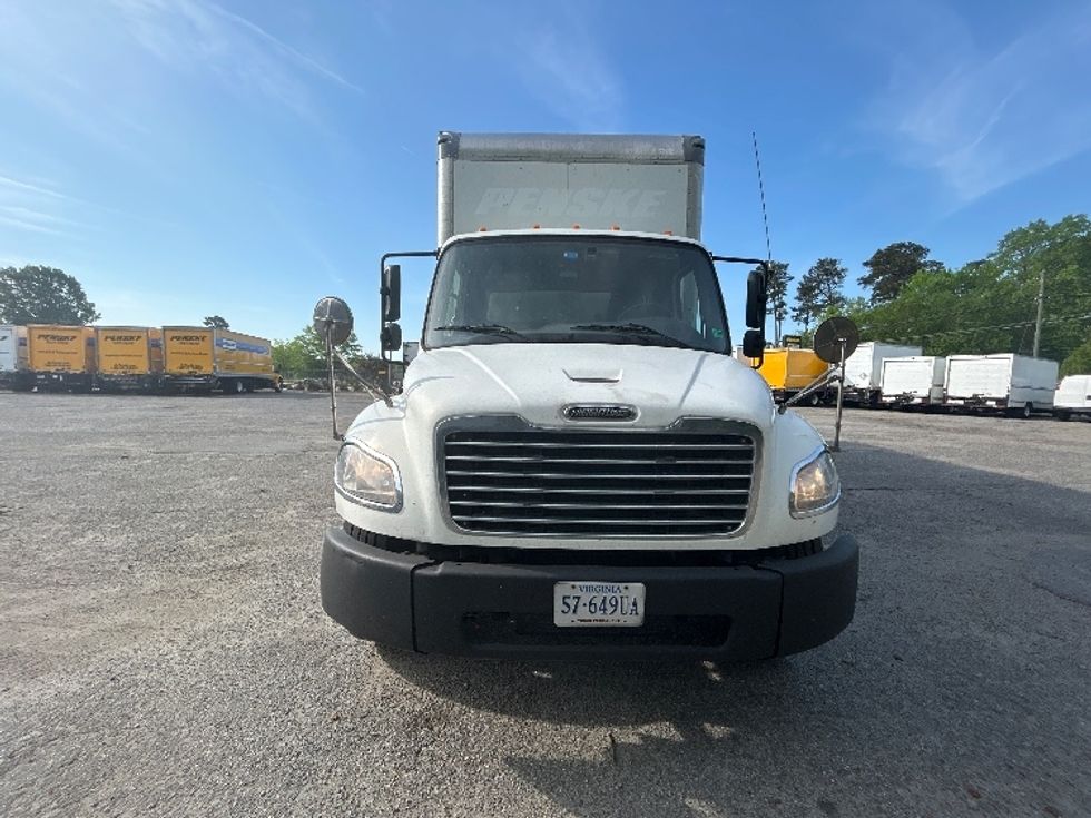 Medium Duty Box Truck-Light and Medium Duty Trucks-Freightliner-2020-M2-Prince George-VA-191,775\n\t\tmiles-$ 51,000 - Image 2