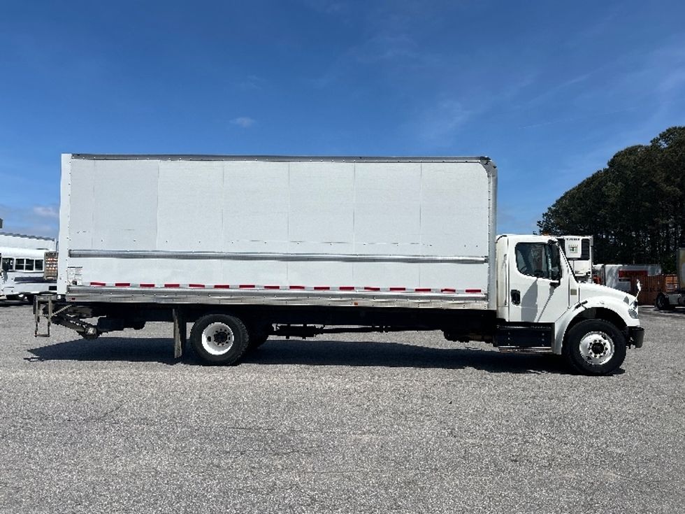 Medium Duty Box Truck-Light and Medium Duty Trucks-Freightliner-2020-M2-Prince George-VA-197,293\n\t\tmiles-$ 51,000 - Image 15