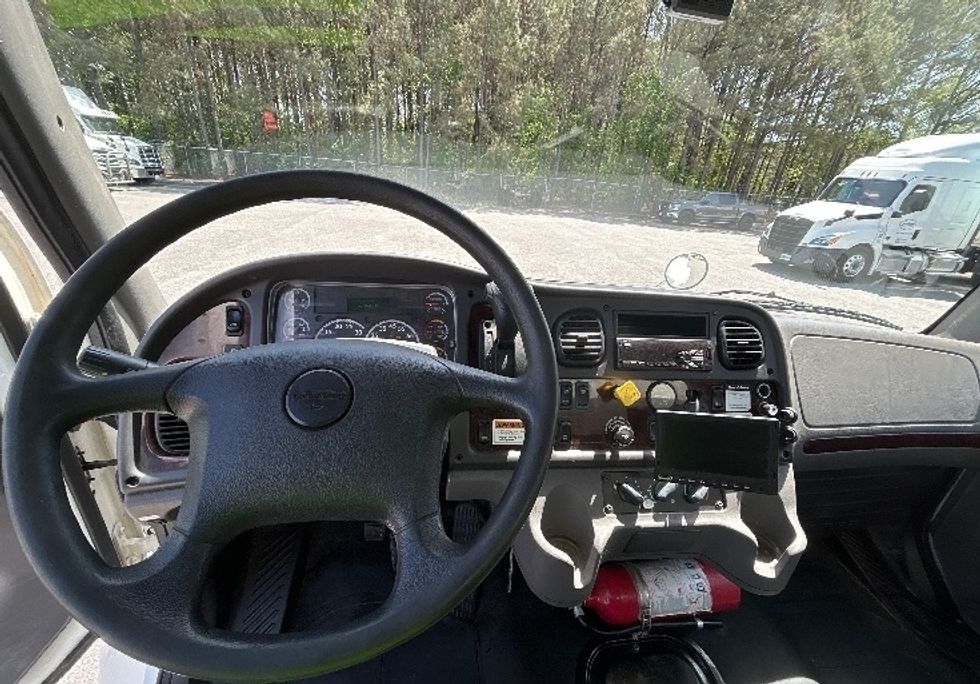 Medium Duty Box Truck-Light and Medium Duty Trucks-Freightliner-2020-M2-Prince George-VA-197,293\n\t\tmiles-$ 51,000 - Image 18