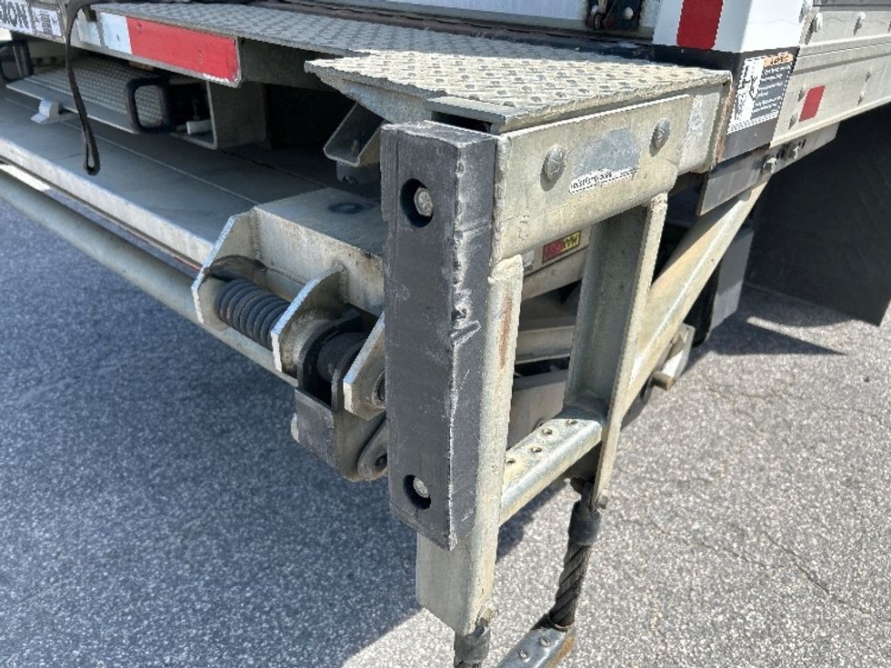 Medium Duty Box Truck-Light and Medium Duty Trucks-Freightliner-2020-M2-Prince George-VA-197,293\n\t\tmiles-$ 51,000 - Image 30