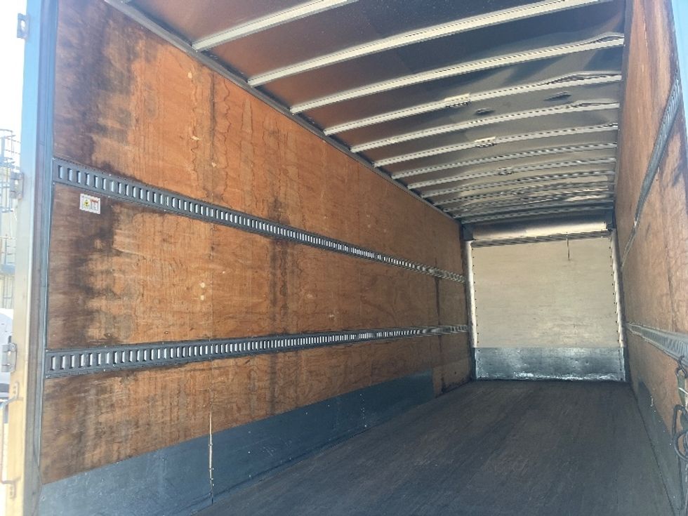Medium Duty Box Truck-Light and Medium Duty Trucks-Freightliner-2020-M2-Prince George-VA-202,038\n\t\tmiles-$ 56,750 - Image 11