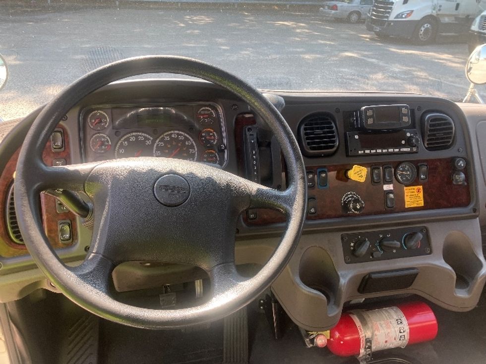 Medium Duty Box Truck-Light and Medium Duty Trucks-Freightliner-2020-M2-Prince George-VA-202,038\n\t\tmiles-$ 56,750 - Image 18