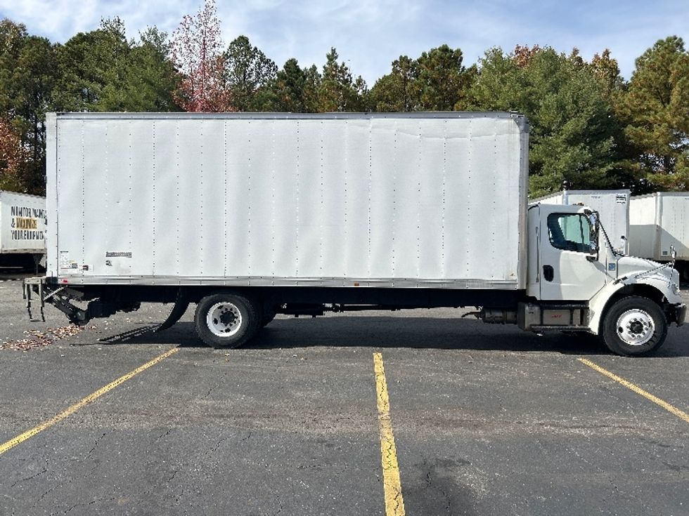 Medium Duty Box Truck-Light and Medium Duty Trucks-Freightliner-2020-M2-Prince George-VA-230,226\n\t\tmiles-$ 40,750 - Image 15