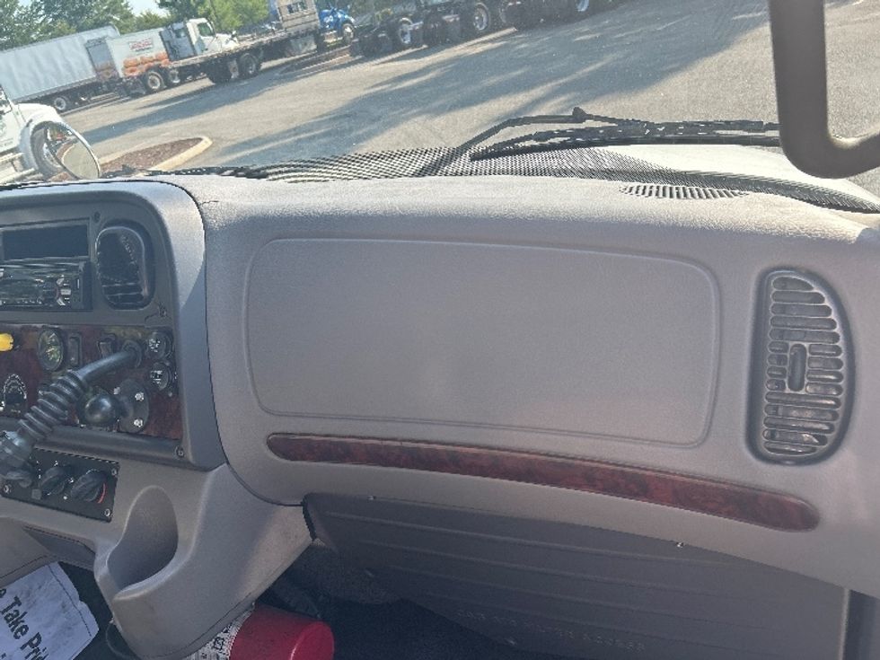 Medium Duty Box Truck-Light and Medium Duty Trucks-Freightliner-2020-M2-Prince George-VA-329,383\n\t\tmiles-$ 25,250 - Image 20