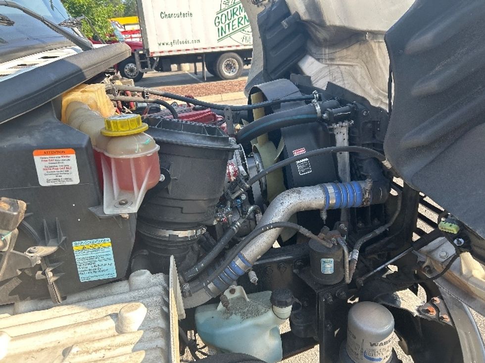 Medium Duty Box Truck-Light and Medium Duty Trucks-Freightliner-2020-M2-Prince George-VA-329,383\n\t\tmiles-$ 25,250 - Image 22
