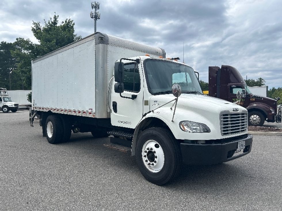 Medium Duty Box Truck-Light and Medium Duty Trucks-Freightliner-2020-M2-Prince George-VA-339,694\n\t\tmiles-$ 24,250 - Image 1