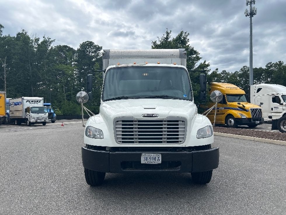 Medium Duty Box Truck-Light and Medium Duty Trucks-Freightliner-2020-M2-Prince George-VA-339,694\n\t\tmiles-$ 24,250 - Image 2