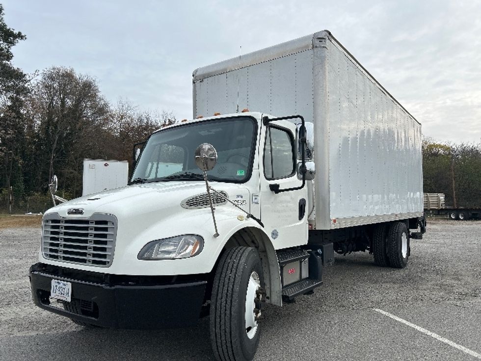 Medium Duty Box Truck-Light and Medium Duty Trucks-Freightliner-2020-M2-Prince George-VA-71,649\n\t\tmiles-$ 69,500 - Image 3