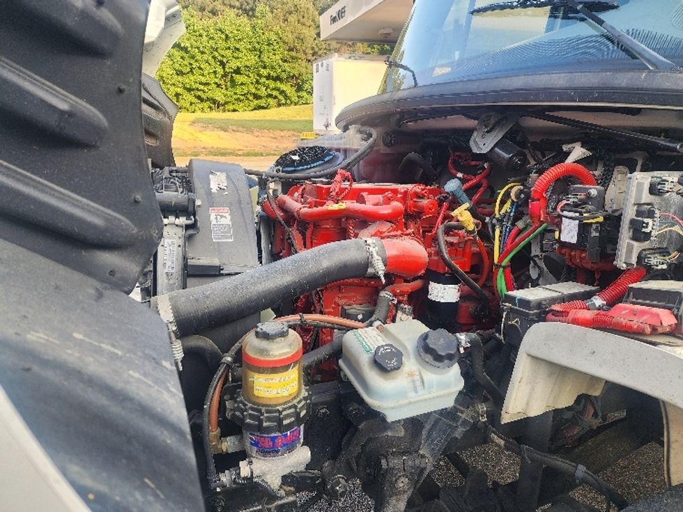 Medium Duty Box Truck-Light and Medium Duty Trucks-Freightliner-2020-M2-Prince George-VA-84,421\n\t\tmiles-$ 64,250 - Image 24