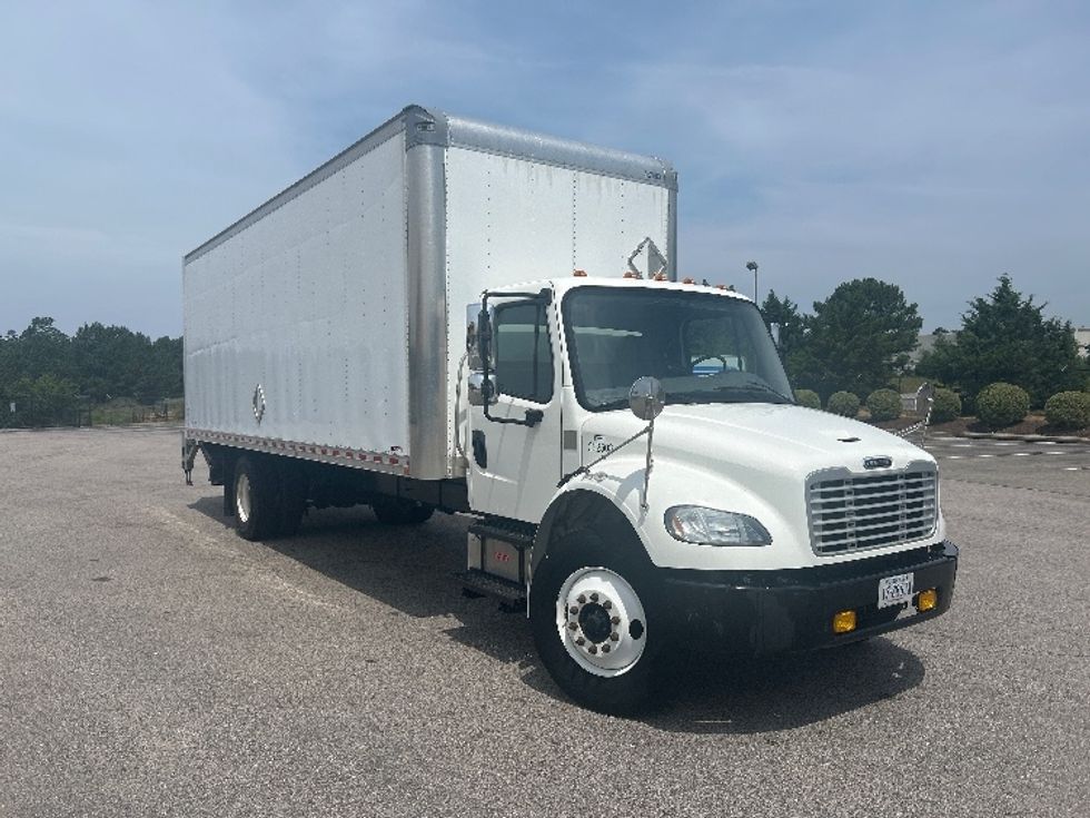 Medium Duty Box Truck-Light and Medium Duty Trucks-Freightliner-2020-M2-Prince George-VA-92,456\n\t\tmiles-$ 73,000 - Image 1