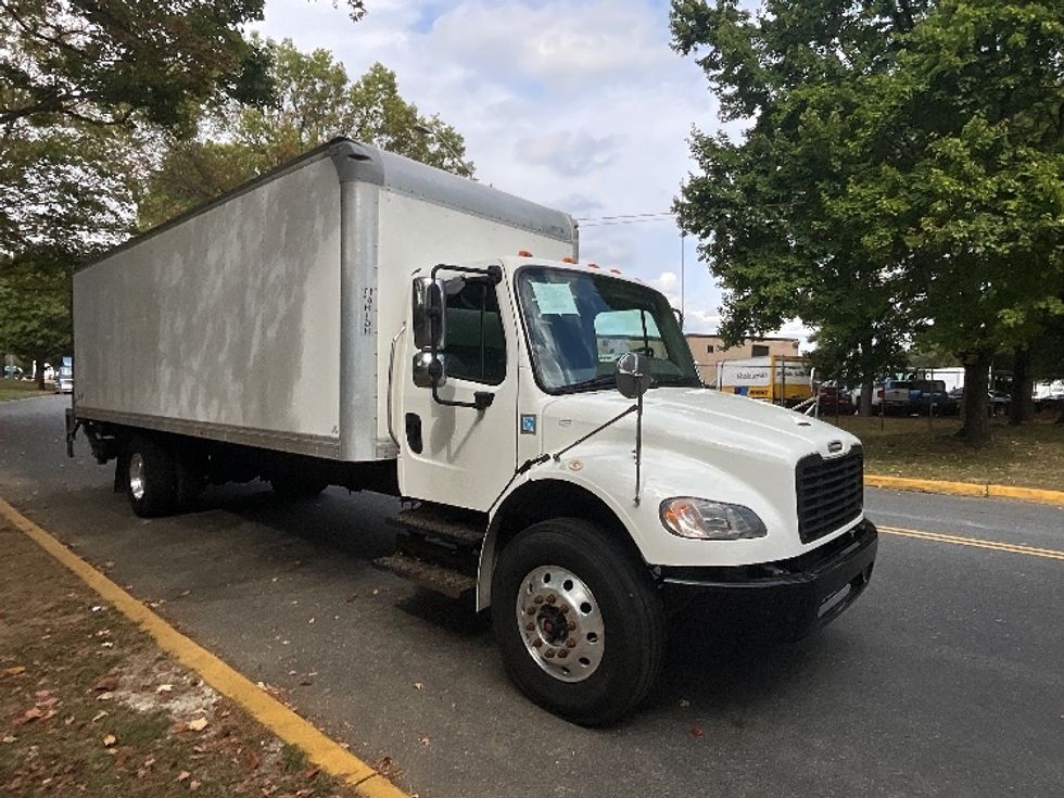 Medium Duty Box Truck-Light and Medium Duty Trucks-Freightliner-2020-M2-Reading-PA-372,103\n\t\tmiles-$ 23,000 - Image 1