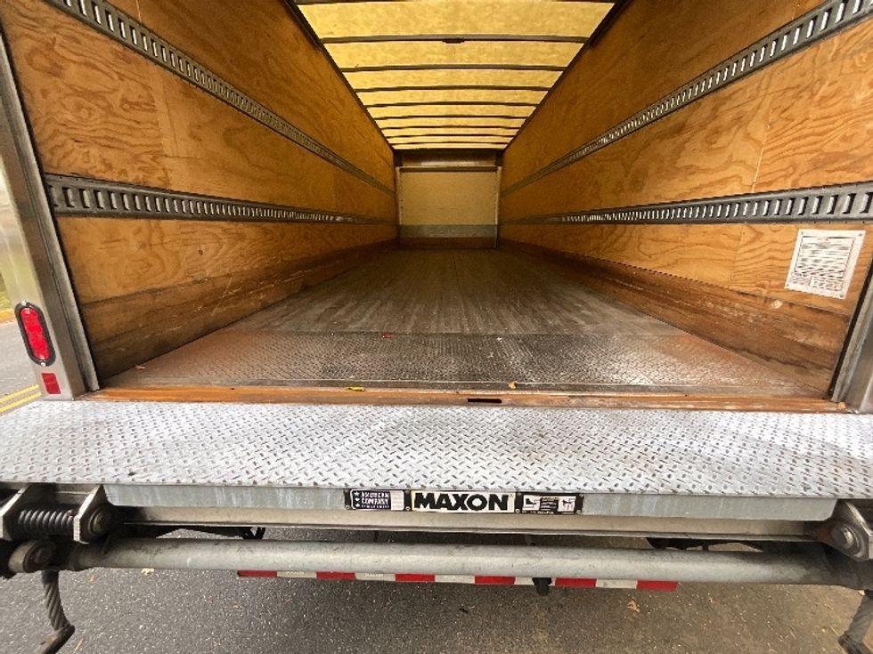 Medium Duty Box Truck-Light and Medium Duty Trucks-Freightliner-2020-M2-Reading-PA-372,103\n\t\tmiles-$ 23,000 - Image 10