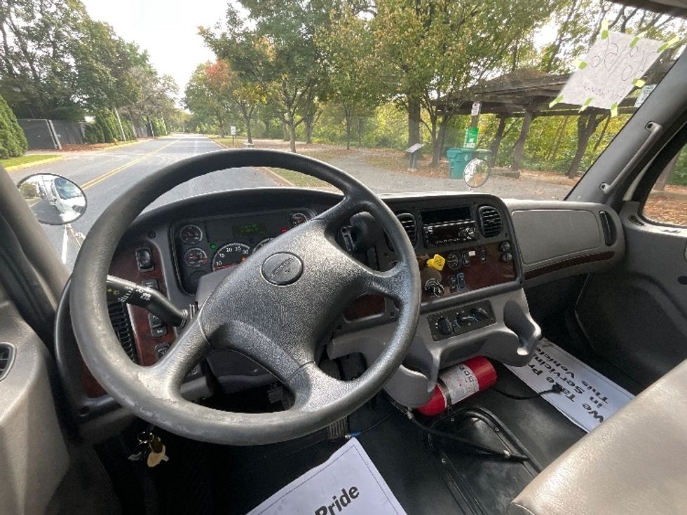 Medium Duty Box Truck-Light and Medium Duty Trucks-Freightliner-2020-M2-Reading-PA-372,103\n\t\tmiles-$ 23,000 - Image 17