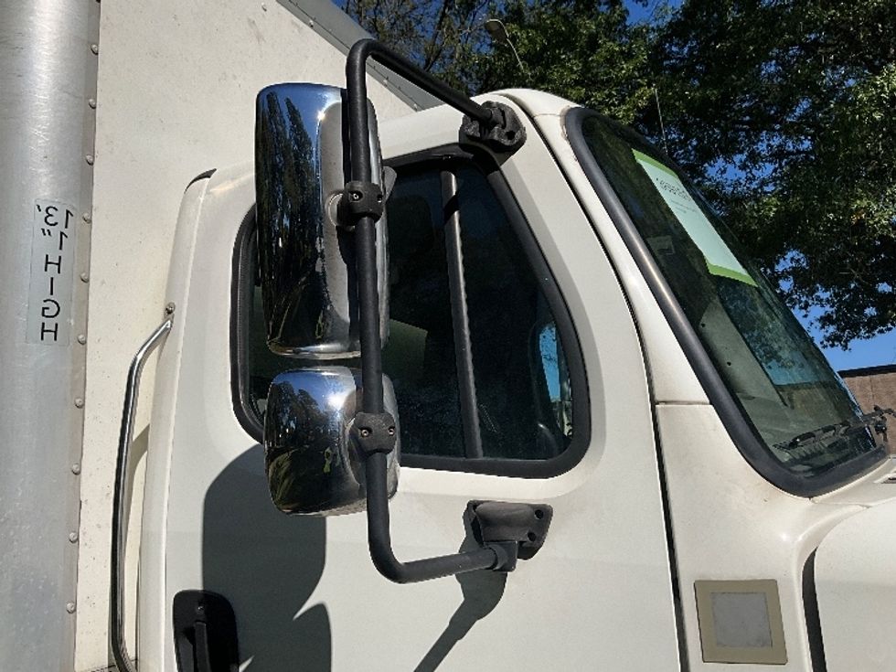 Medium Duty Box Truck-Light and Medium Duty Trucks-Freightliner-2020-M2-Reading-PA-416,302\n\t\tmiles-$ 23,000 - Image 29