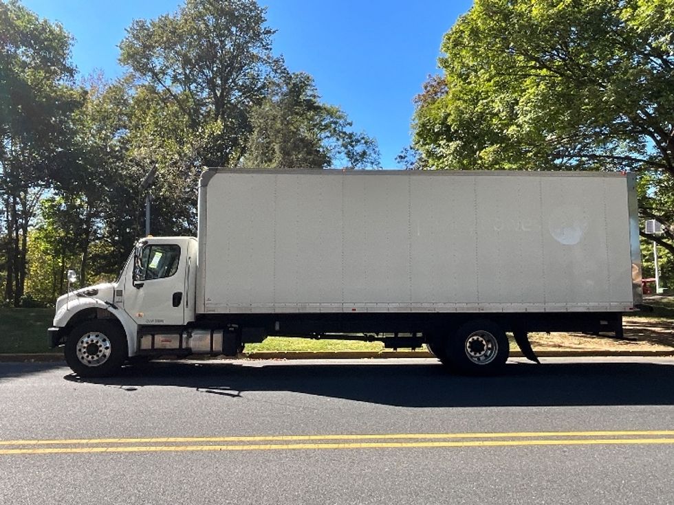 Medium Duty Box Truck-Light and Medium Duty Trucks-Freightliner-2020-M2-Reading-PA-416,302\n\t\tmiles-$ 23,000 - Image 4