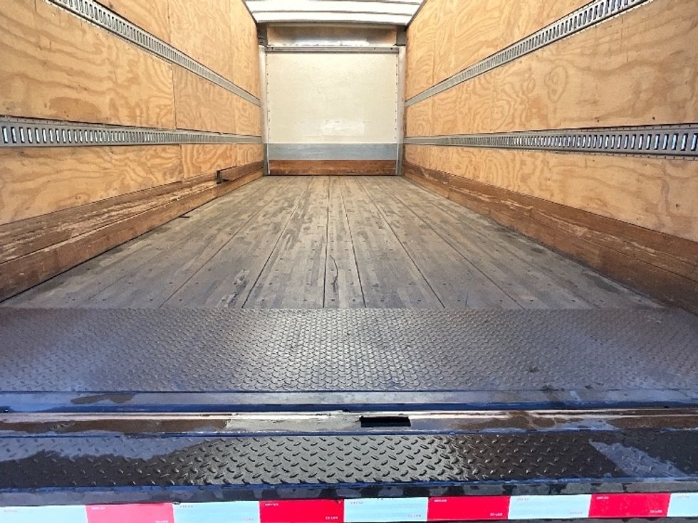 Medium Duty Box Truck-Light and Medium Duty Trucks-Freightliner-2020-M2-Reading-PA-417,971\n\t\tmiles-$ 23,000 - Image 10