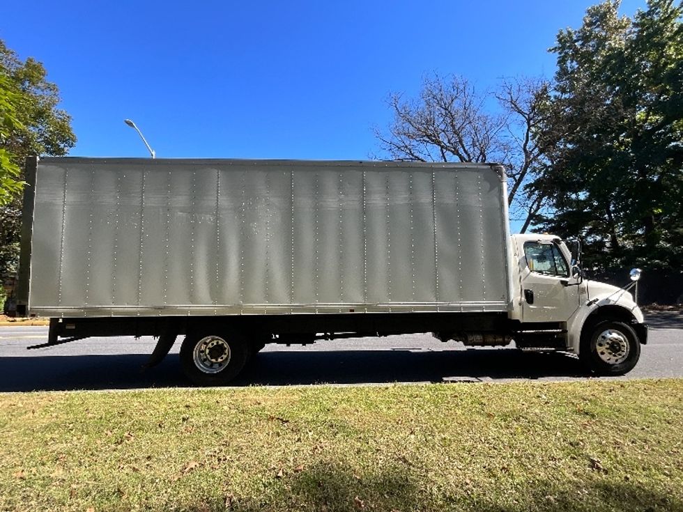 Medium Duty Box Truck-Light and Medium Duty Trucks-Freightliner-2020-M2-Reading-PA-417,971\n\t\tmiles-$ 23,000 - Image 15