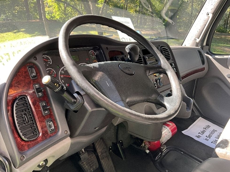 Medium Duty Box Truck-Light and Medium Duty Trucks-Freightliner-2020-M2-Reading-PA-417,971\n\t\tmiles-$ 23,000 - Image 17