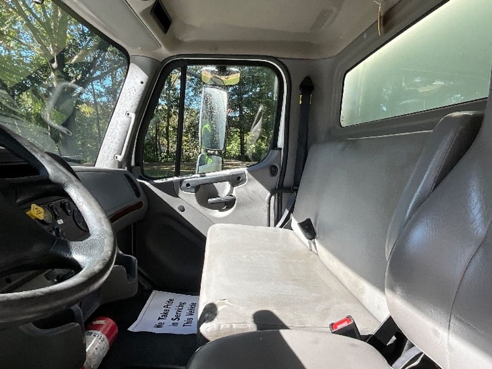 Medium Duty Box Truck-Light and Medium Duty Trucks-Freightliner-2020-M2-Reading-PA-417,971\n\t\tmiles-$ 23,000 - Image 19