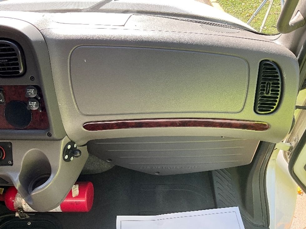 Medium Duty Box Truck-Light and Medium Duty Trucks-Freightliner-2020-M2-Reading-PA-417,971\n\t\tmiles-$ 23,000 - Image 21