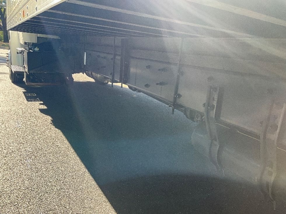 Medium Duty Box Truck-Light and Medium Duty Trucks-Freightliner-2020-M2-Reading-PA-417,971\n\t\tmiles-$ 23,000 - Image 25