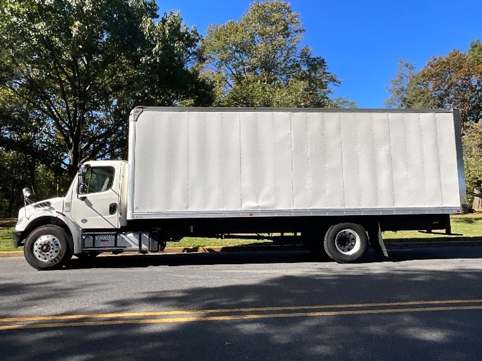 Medium Duty Box Truck-Light and Medium Duty Trucks-Freightliner-2020-M2-Reading-PA-417,971\n\t\tmiles-$ 23,000 - Image 4