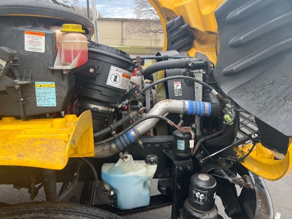 Medium Duty Box Truck-Light and Medium Duty Trucks-Freightliner-2020-M2-Rochester-NY-173,875\n\t\tmiles-$ 41,000 - Image 23